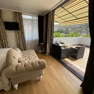  Apartment Tamarioni